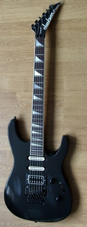 Jackson_Dinky_XL_6th-BLK_007.jpg