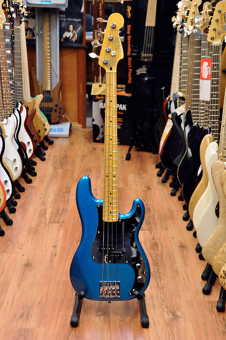 Fender_Steve_Harris.jpg